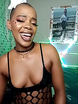 Eve Scarlet online show from March 6, 9:55 pm