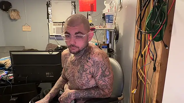 trickydickydaddy online show from June 2, 8:27 am