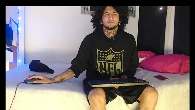 Yuki mil online show from November 8, 3:23 pm