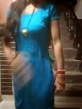 Snapshot of Roshni_11 chatting on February 12, 6:03 pm Roshni 11 online show from February 12, 6:03 pm