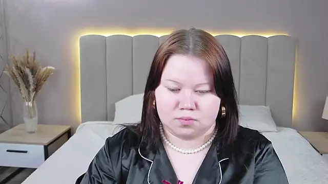 EvaNova  online show from March 9, 10:30 am