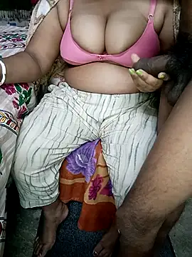 Snapshot of Pinkcolour chatting on December 2, 7:09 pm Pinkcolour online show from December 2, 7:09 pm