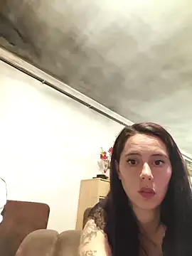 MickNanaa online show from December 1, 8:52 am