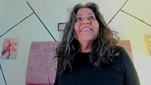 Victoriaa Anderson online show from January 9, 12:30 pm