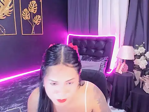 Snapshot of Wildxbriana chatting on November 10, 4:17 pm Wildxbriana online show from November 10, 4:17 pm