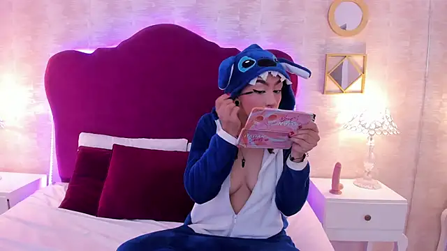 EllaEvanz online show from December 21, 2:24 pm