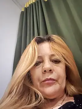 karlaanqui1 online show from January 16, 1:20 am