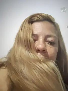 karlaanqui1 online show from February 20, 1:13 am