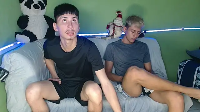 Kurt williams1 online show from December 22, 3:53 pm