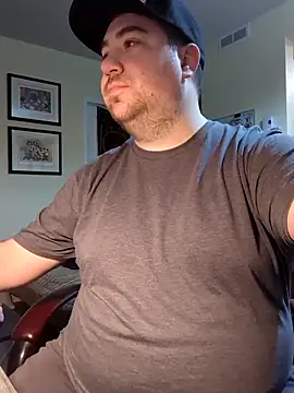 Snapshot of GayPoohBear chatting on November 9, 4:22 am GayPoohBear online show from November 9, 4:22 am