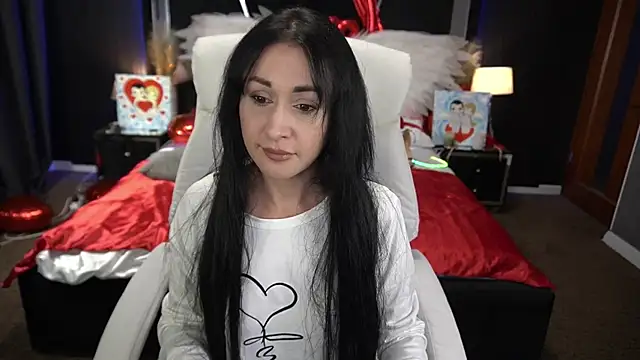 Snapshot of CarolinaaFoxyyy chatting on February 15, 1:31 pm CarolinaaFoxyyy online show from February 15, 1:31 pm