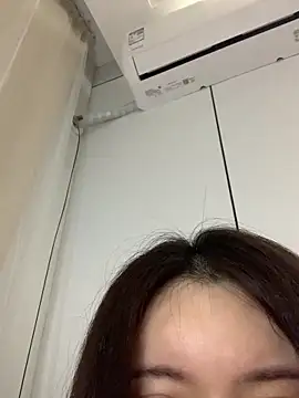 Snapshot of hoho-is chatting on February 1, 4:16 pm hoho-is online show from February 1, 4:16 pm