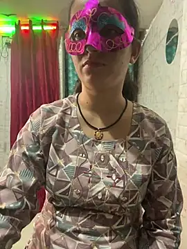 Red Queen 11 online show from December 5, 6:59 pm