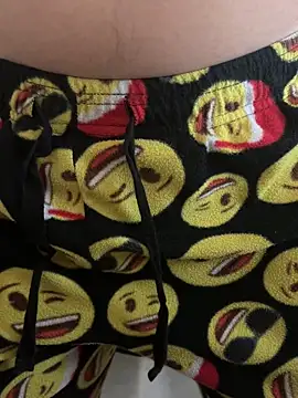 christophecamzzl online show from November 12, 9:10 am