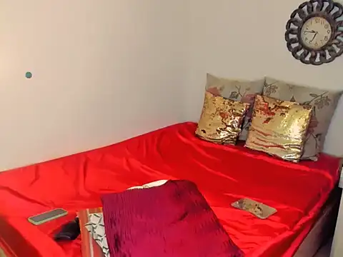 hotcassy online show from December 17, 7:36 am