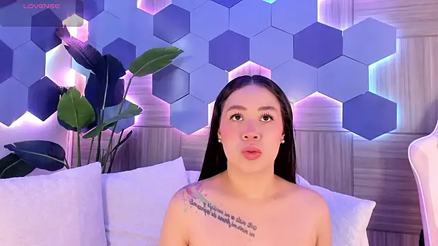 Snapshot of sofiaivanova chatting on February 13, 3:35 am sofiaivanova online show from February 13, 3:35 am