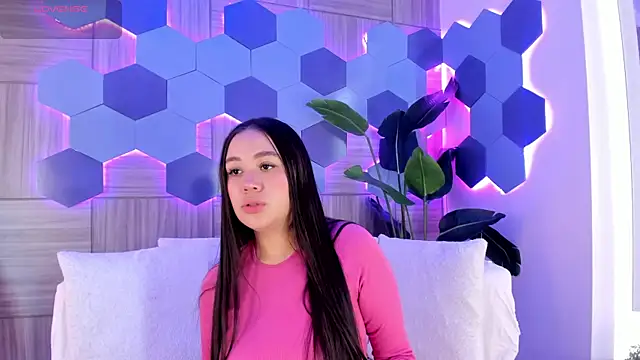 Snapshot of sofiaivanova chatting on February 17, 3:36 am sofiaivanova online show from February 17, 3:36 am