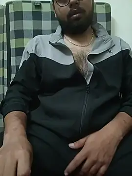 MrToxxic online show from November 28, 2:42 pm