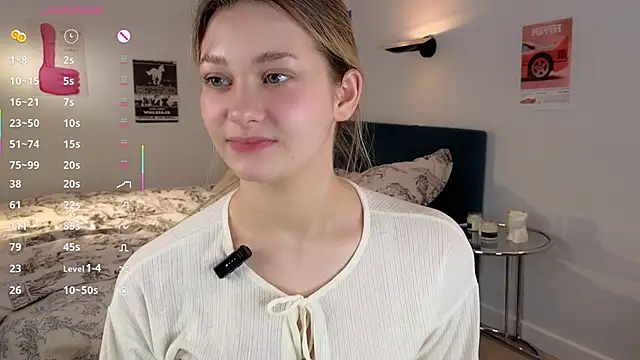 lolly dollyyy online show from January 13, 11:43 pm