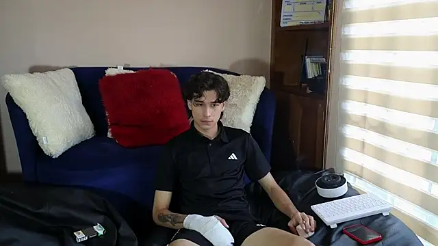 Derekswan online show from January 14, 9:31 pm