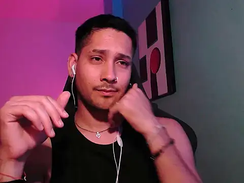 Abruptoinusual online show from November 18, 10:36 pm