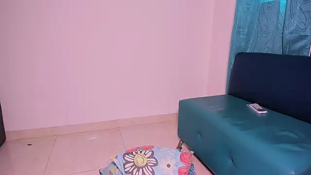 Snapshot of Be_pretty_skinny-HD chatting on November 10, 9:36 pm Be pretty skinny-HD online show from November 10, 9:36 pm