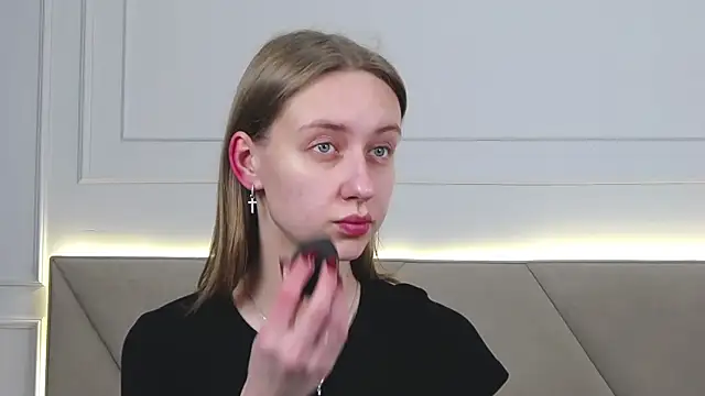 RachaelCute online show from November 17, 4:29 am