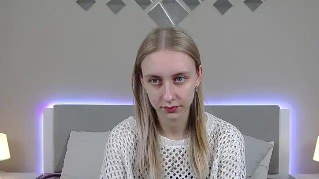 RachaelCute online show from April 2, 12:03 pm