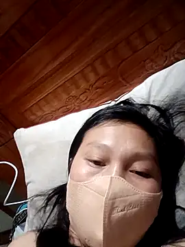 Snapshot of Mia-567 chatting on November 11, 6:57 am Mia-567 online show from November 11, 6:57 am