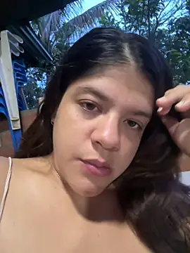 diamore3377 online show from April 5, 11:13 pm