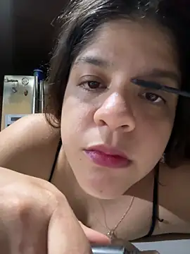 diamore3377 online show from April 11, 3:33 am