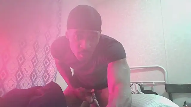 Snapshot of thatsmynega chatting on November 11, 10:21 pm thatsmynega online show from November 11, 10:21 pm