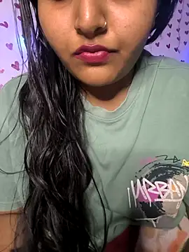 Snapshot of drakezone chatting on November 12, 11:32 am drakezone online show from November 12, 11:32 am