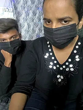 Snapshot of drakezone chatting on November 23, 4:07 pm drakezone online show from November 23, 4:07 pm