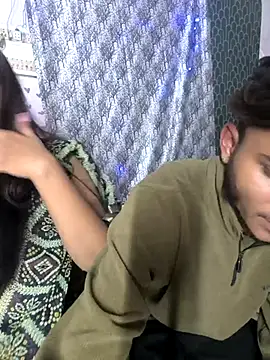 Snapshot of drakezone chatting on November 28, 4:42 pm drakezone online show from November 28, 4:42 pm