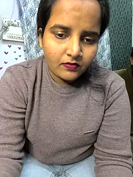 Snapshot of drakezone chatting on December 1, 5:29 pm drakezone online show from December 1, 5:29 pm