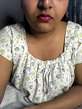 Snapshot of drakezone chatting on December 16, 6:07 am drakezone online show from December 16, 6:07 am