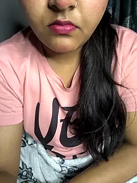 Snapshot of drakezone chatting on December 19, 6:09 am drakezone online show from December 19, 6:09 am