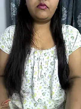 Snapshot of drakezone chatting on December 20, 8:43 am drakezone online show from December 20, 8:43 am