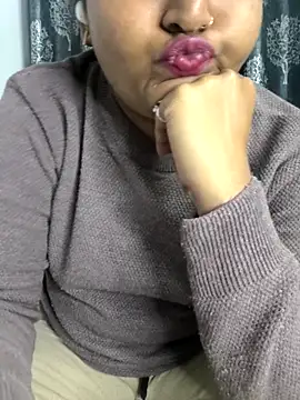 Snapshot of drakezone chatting on December 23, 10:57 am drakezone online show from December 23, 10:57 am