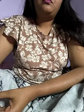 Snapshot of drakezone chatting on January 12, 3:01 am drakezone online show from January 12, 3:01 am