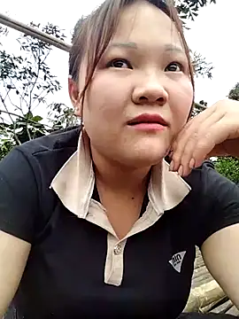 m-mbae online show from February 22, 8:02 am