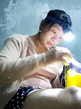 vangkt-cute online show from November 15, 12:02 pm