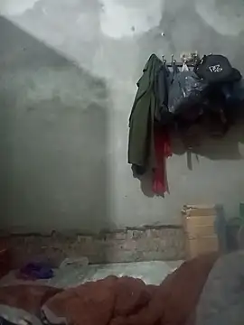 Snapshot of vangkt-cute chatting on April 2, 10:07 pm vangkt-cute online show from April 2, 10:07 pm