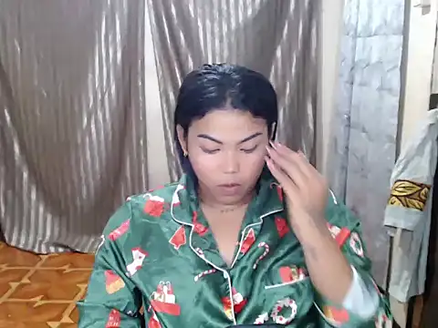 Snapshot of Poppy25_asianhappy chatting on August 2, 7:34 pm Poppy25 asianhappy online show from August 2, 7:34 pm