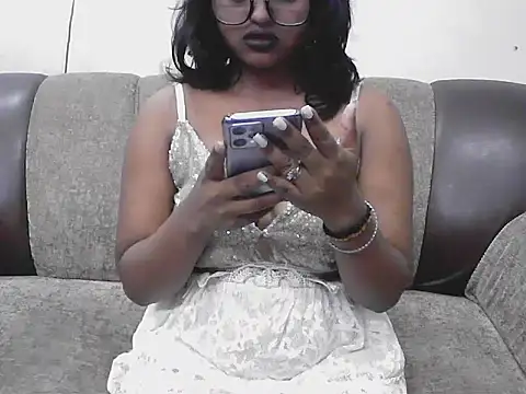 Soniya singh   online show from April 2, 5:10 pm