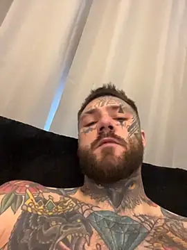 magicmichaell online show from March 12, 9:37 am