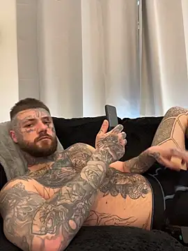 magicmichaell online show from April 23, 1:46 pm