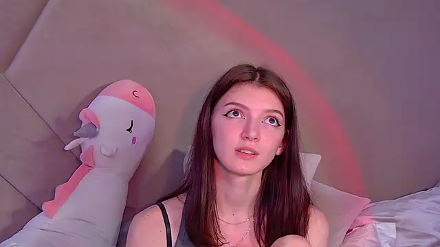 SophiaProve online show from December 5, 3:26 am