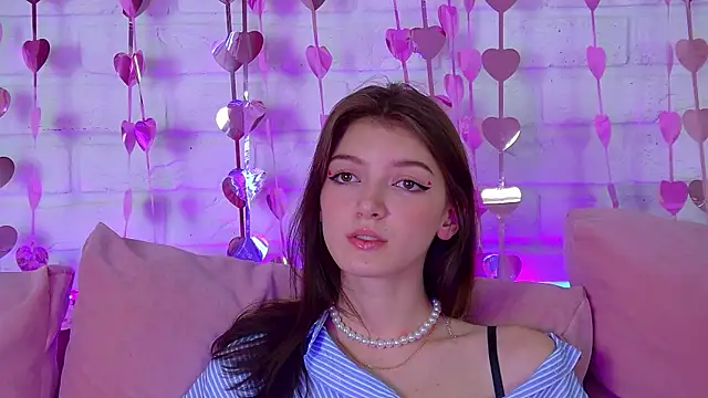 SophiaProve online show from February 12, 4:46 pm